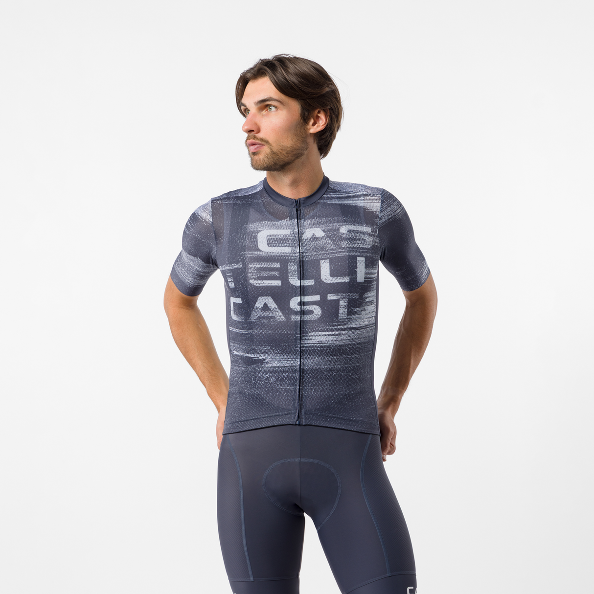 CAMISETA CON EL LOGOTIPO DE STRATUS