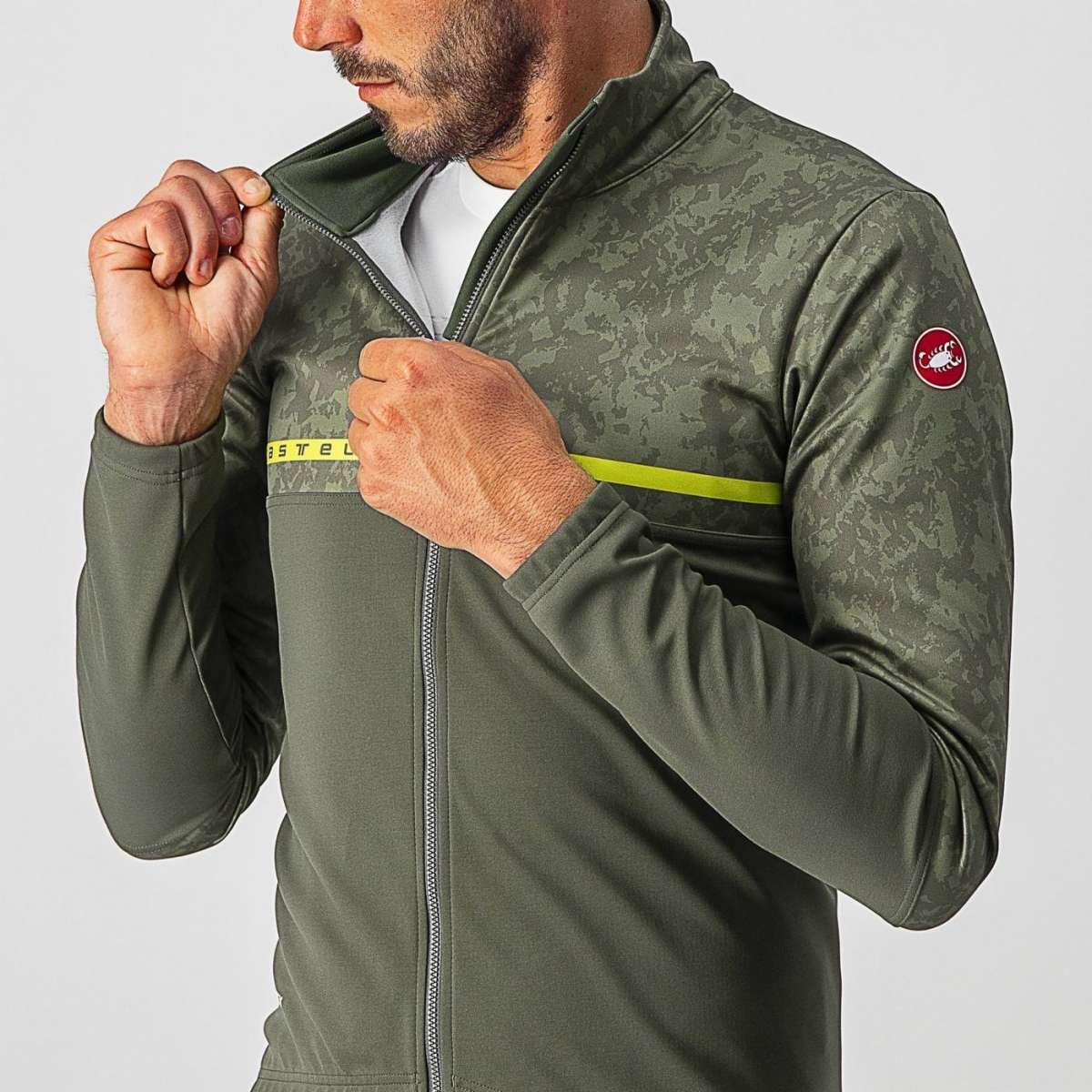 VESTE FINESTRE | Castelli