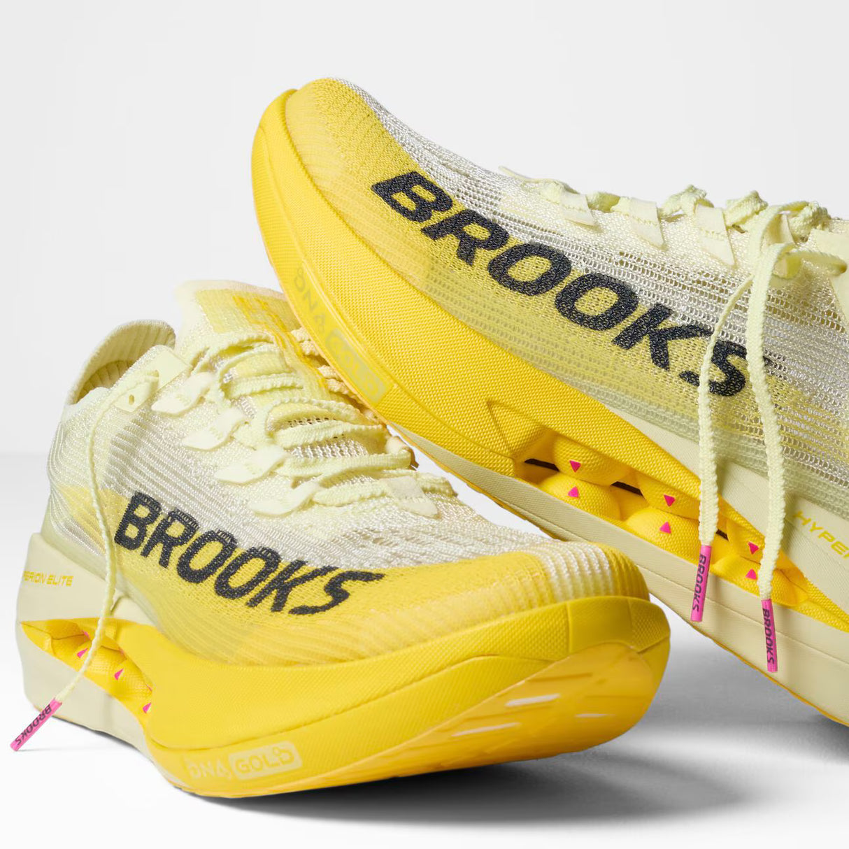 Brooks Hyperion Elite 4 Men Illusion Blue Coral Orange