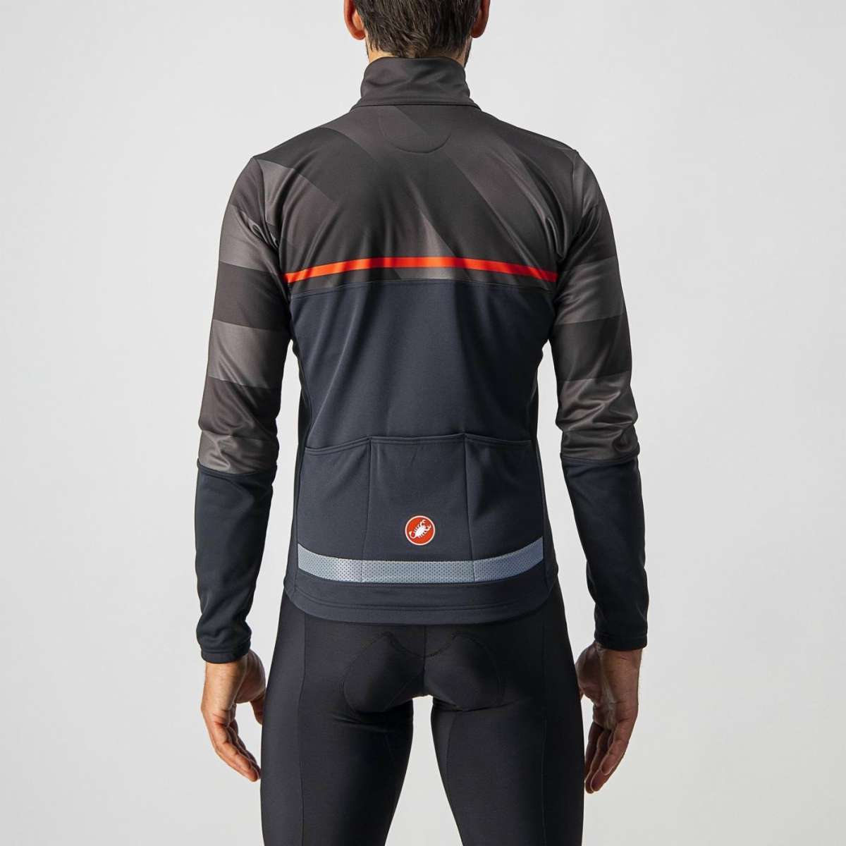 VESTE FINESTRE | Castelli