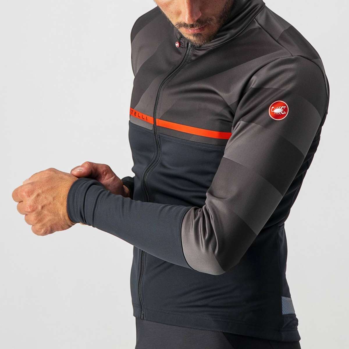 VESTE FINESTRE | Castelli
