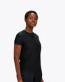 Camiseta de tirantes Hoka para mujer, ideal para el día de la carrera.