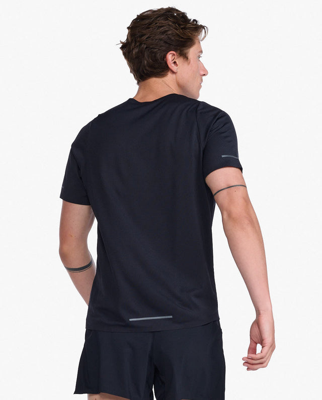 Image Light Speed Tech Tee - Homme | 2xu /// Triathlon Store