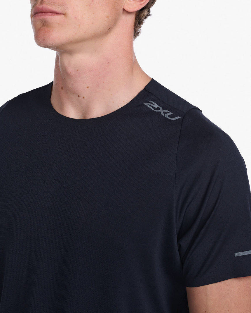 Image Light Speed Tech Tee - Homme | 2xu /// Triathlon Store