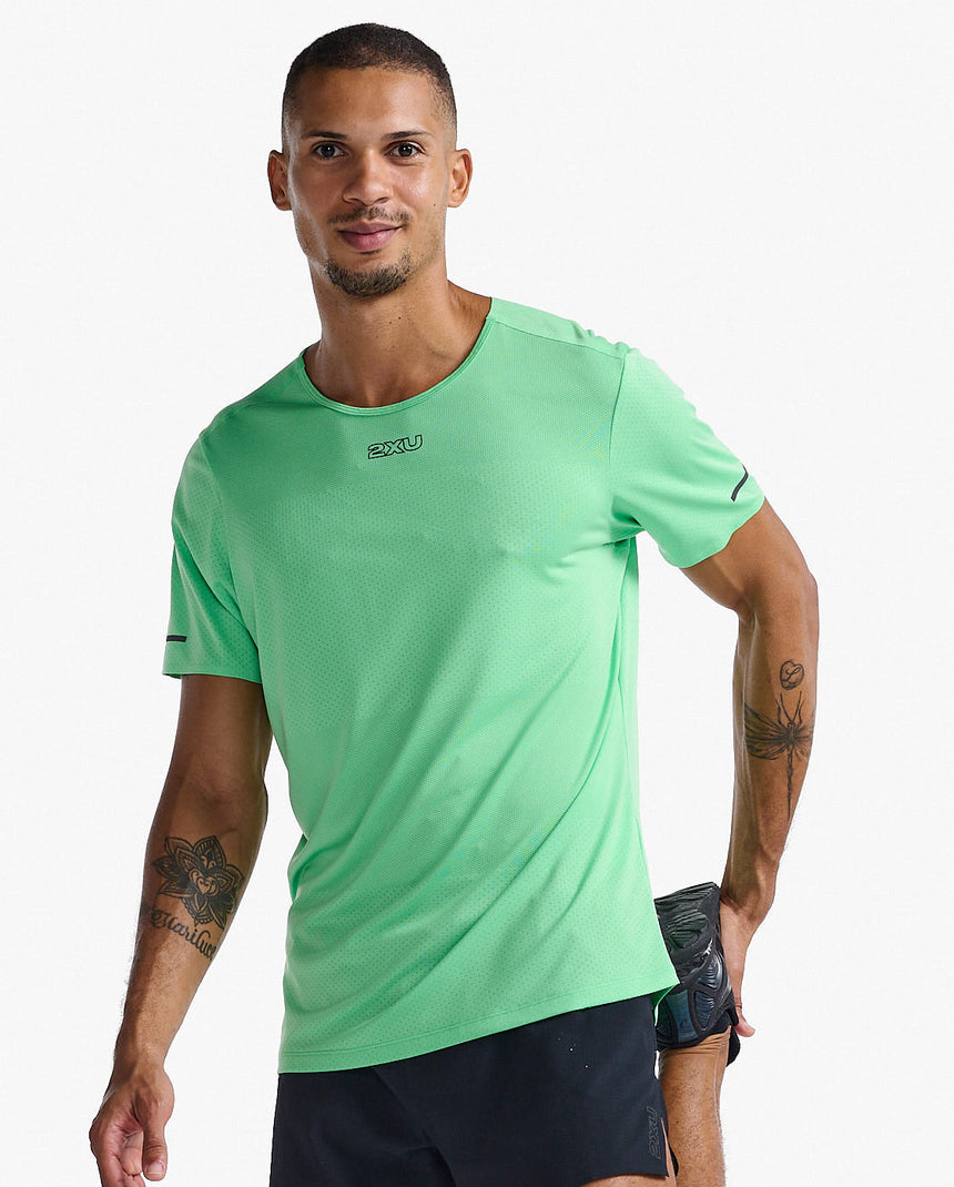 Image Light Speed Tech Tee - Homme | 2xu /// Triathlon Store