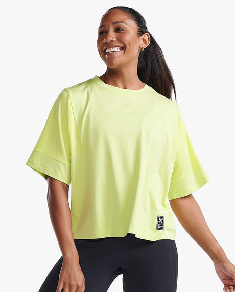 Image Motion Sport Mesh Tee - Femme | 2xu /// Triathlon Store