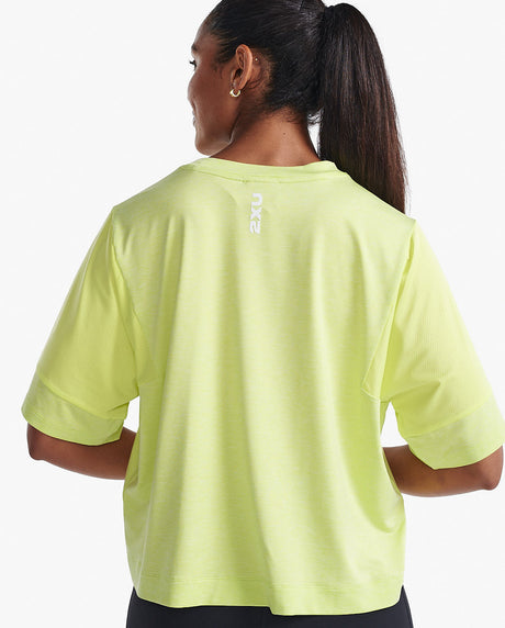 Image Motion Sport Mesh Tee - Femme | 2xu /// Triathlon Store