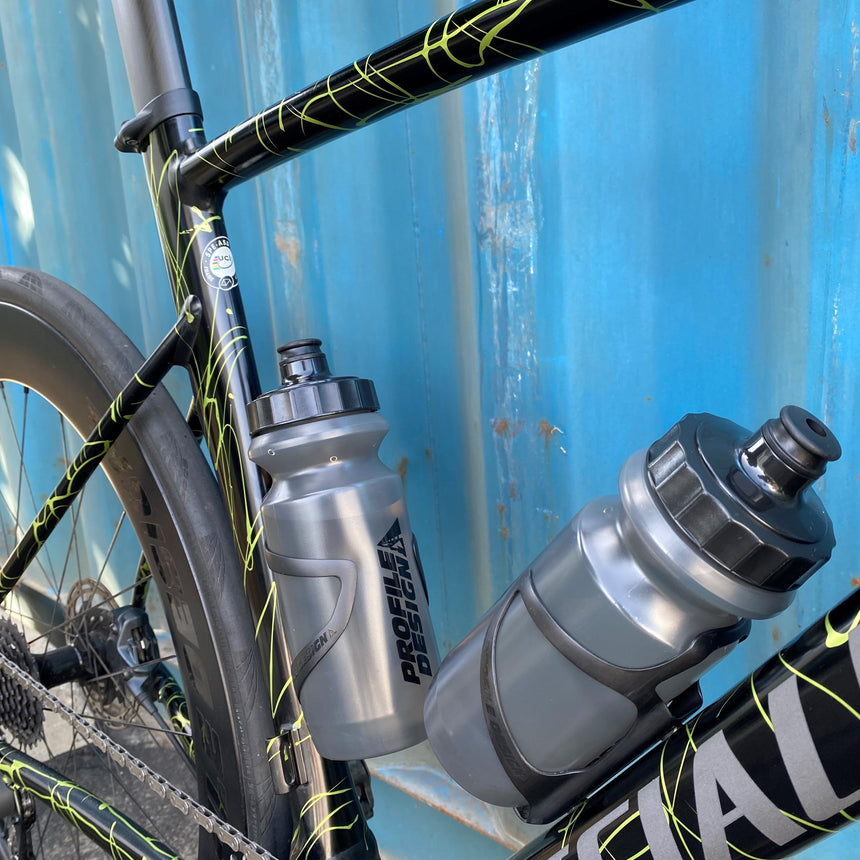 Photo Pack porte-bidon Axis Ultimate Carbon / Profile Design